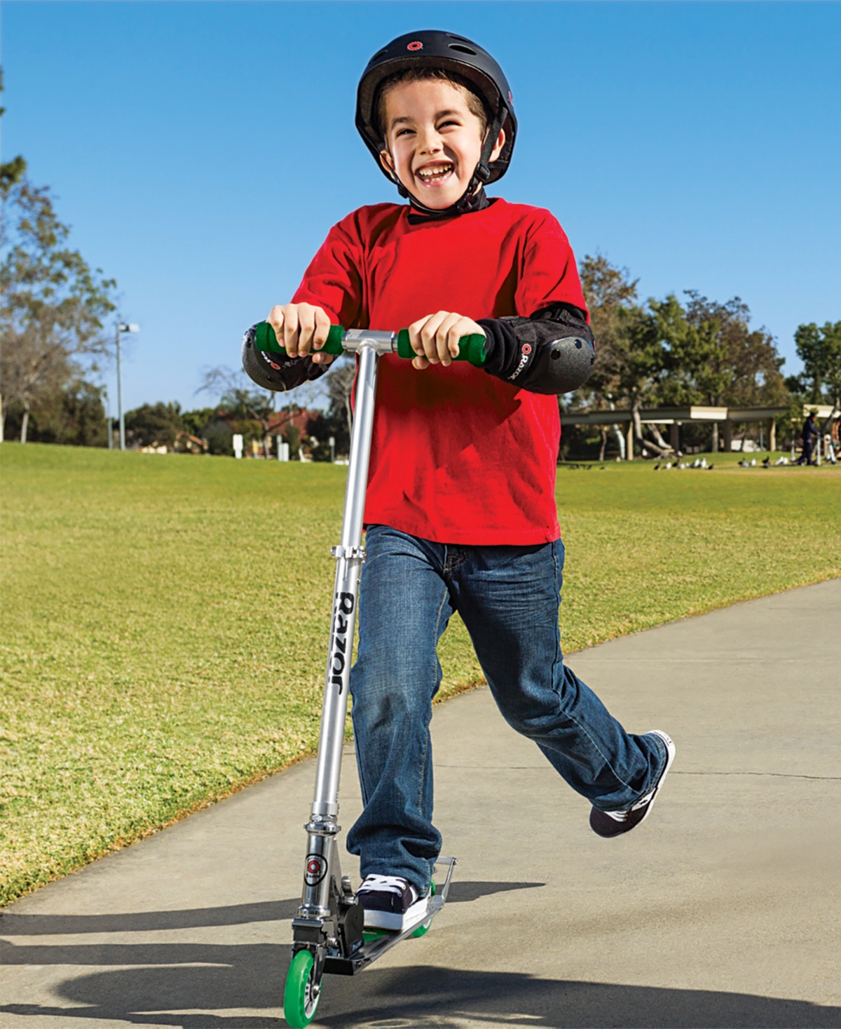 Razor A2 Kick Scooter For Kids In Green