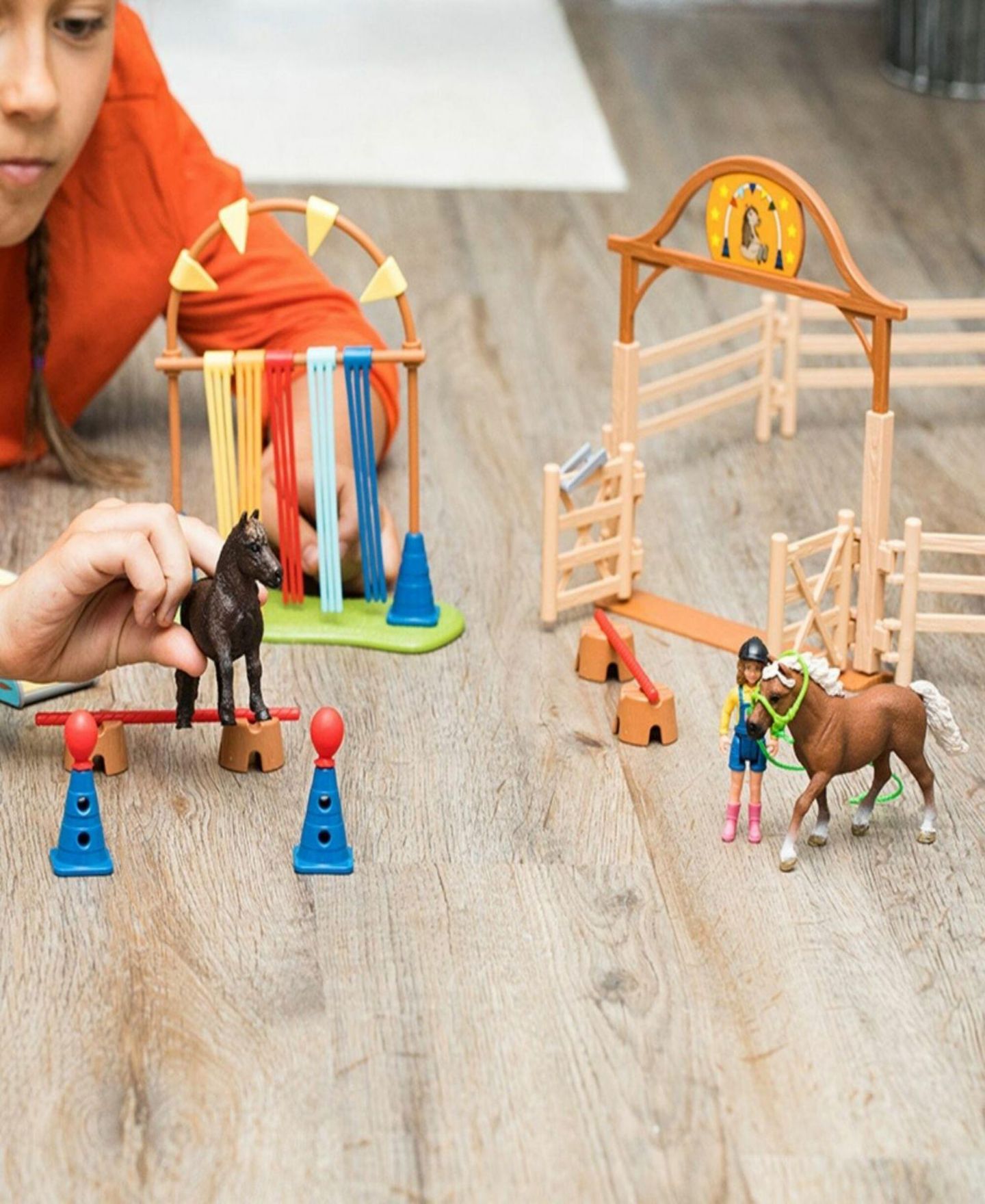 Детский игровой набор Schleich Farm World Pony Agility Training 10-Piece Playset, Ages 3+ — фото 9