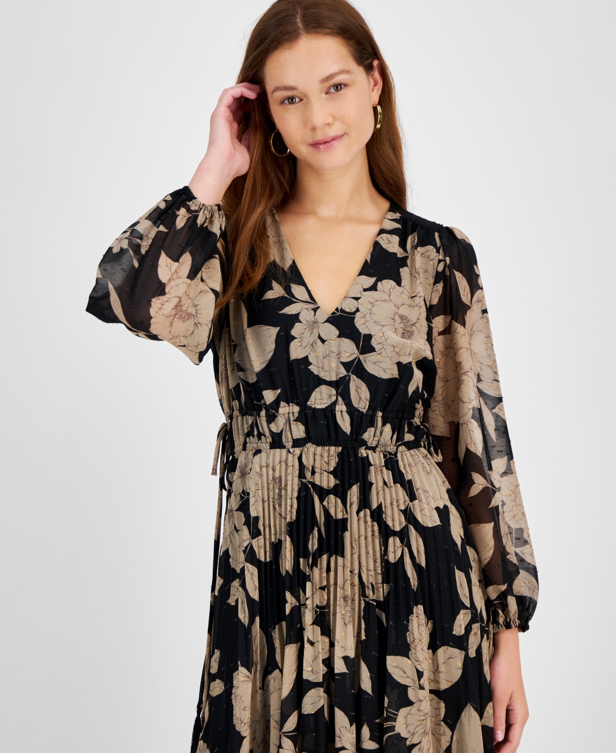 Taylor Women's Floral Chiffon V-Neck Pleated Dress