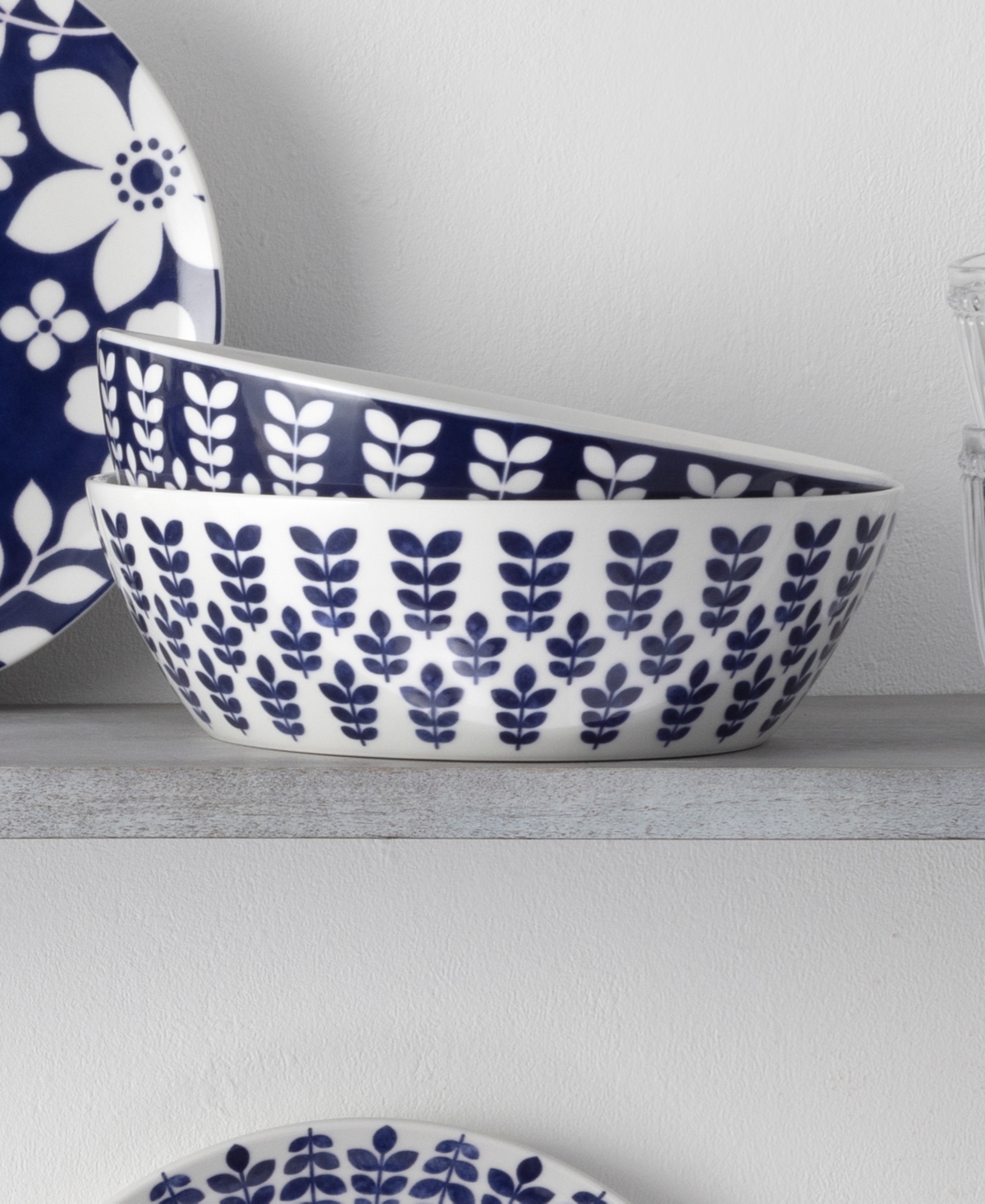 NoritakePorcelain Round Vegetable Bowl - Sandefjord