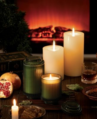 Am&eacute;lie Candle, Pomegranate & Pine, 11 oz