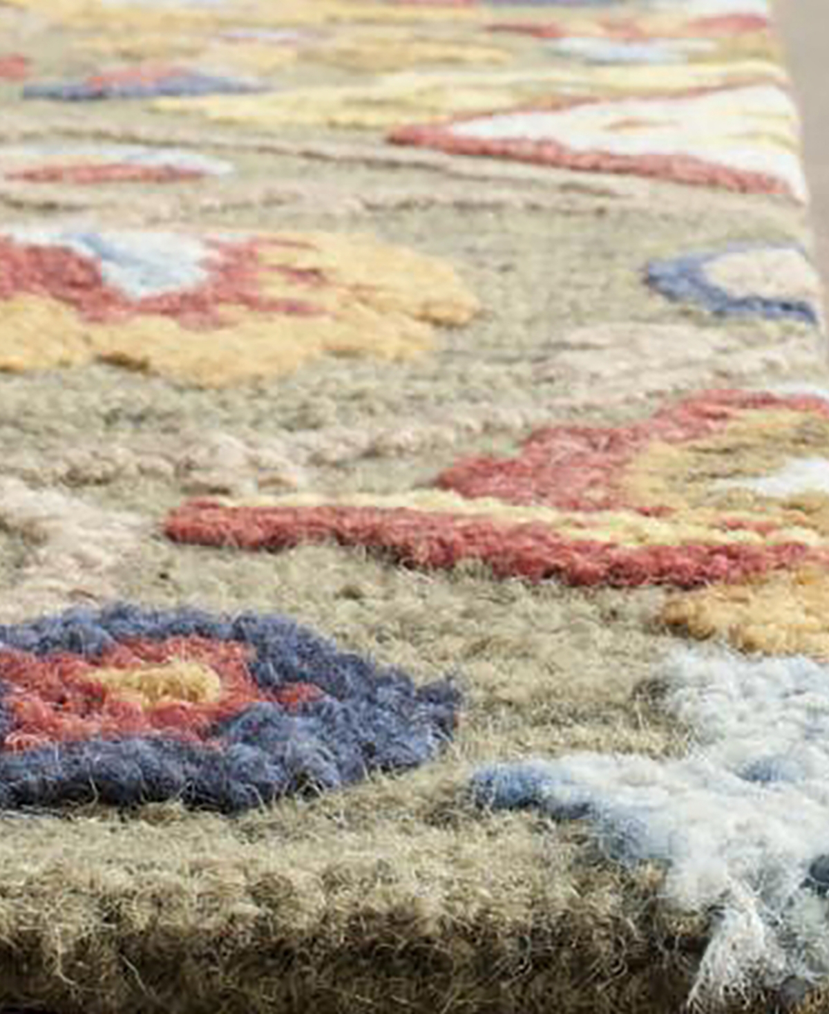 Safavieh Blossom Ii BLM402 2'3x4' Area Rug
