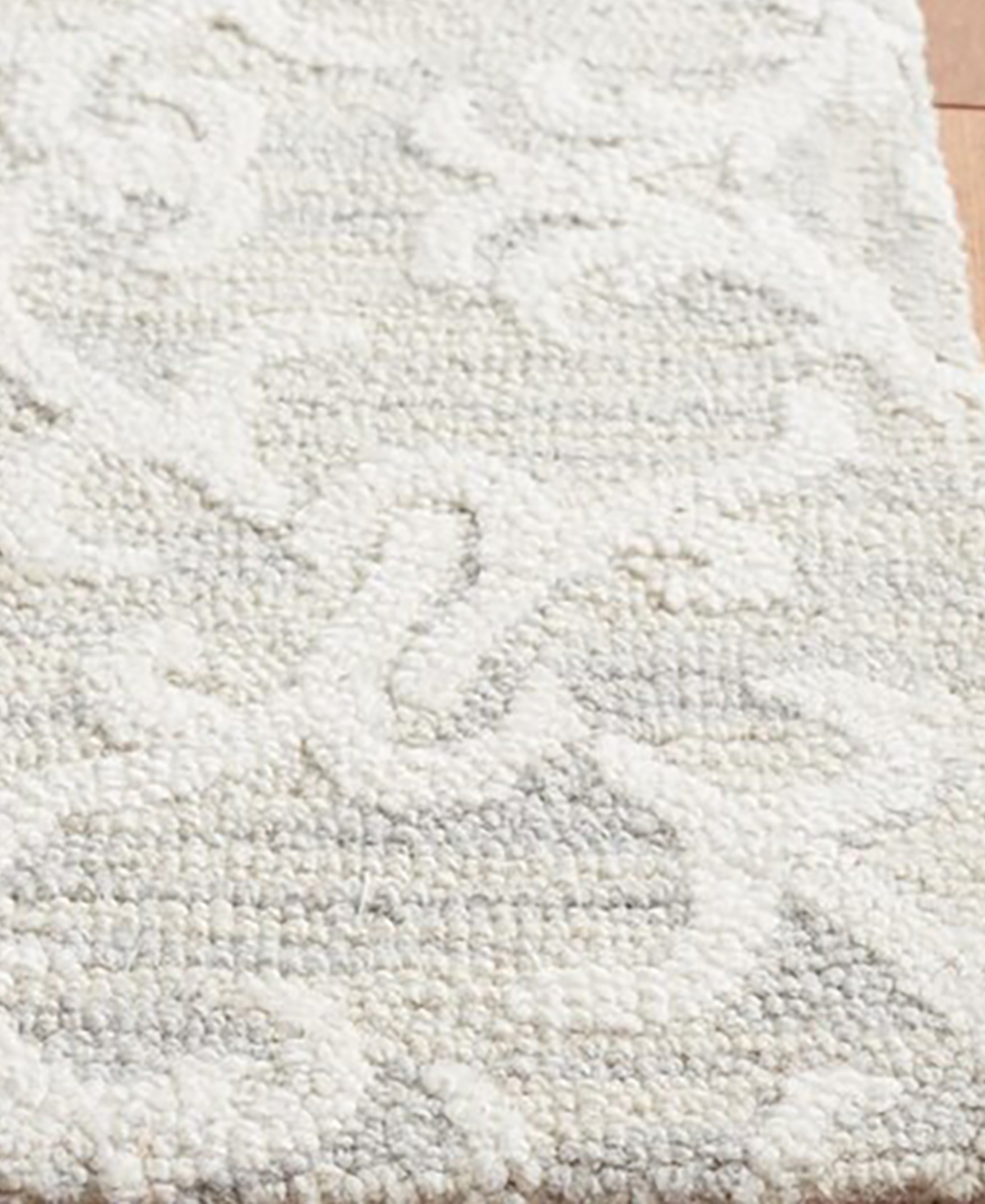 Safavieh Blossom I BLM104 2'3x6' Area Rug -Ivory