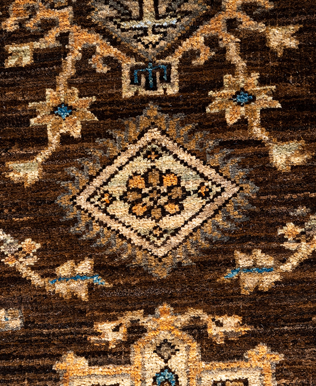 Adorn Hand Woven Rugs Serapi 4'2"x5'6" Area Rug In Brown