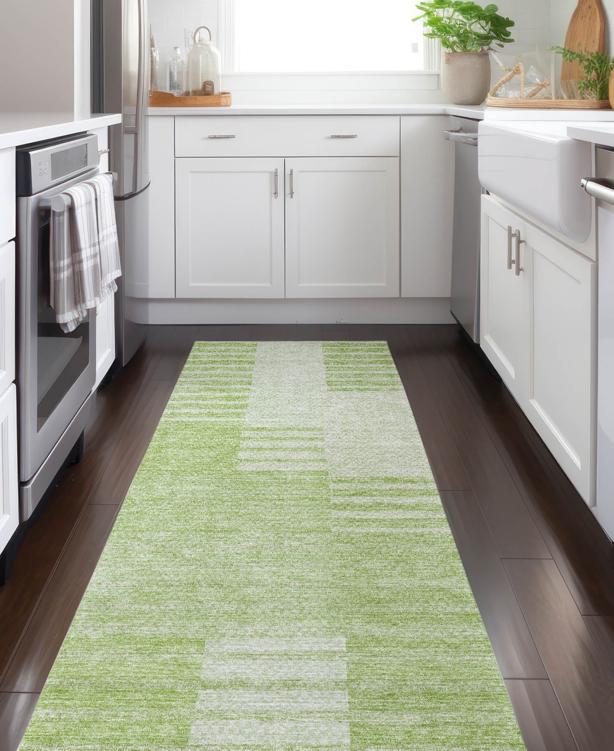 Addison Chantille Acn699 2'3"x7'6" Runner Area Rug In Moss