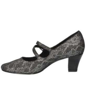 Women's Meryl Mary Jane Pumps