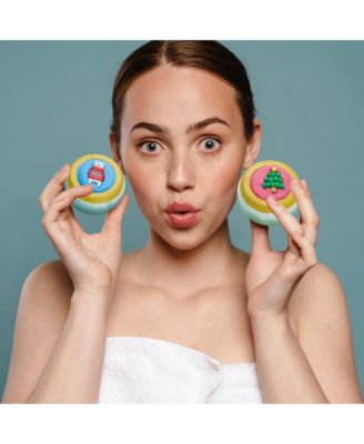 Happy Holidays Aromatherapy Bath Bombs