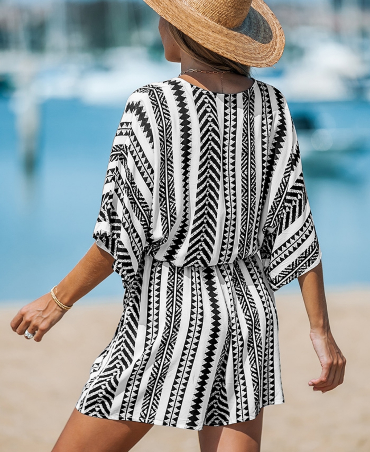 Cupshe Women's& White Geo Striped Romper - Black