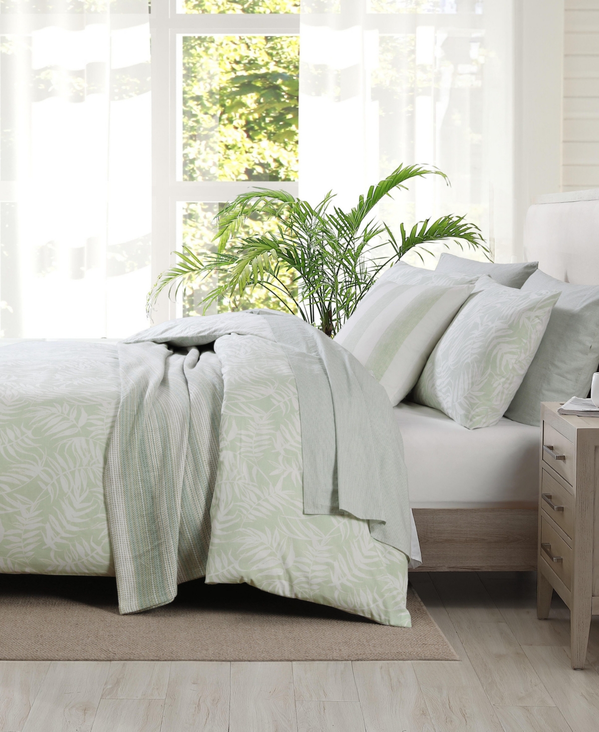 Tommy Bahama Home Art Of Palms Reversible 3 Piece Duvet Cover Set, Full/queen In Blue Lagoon