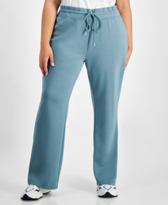 А теперь эти модные широкие брюки для подводного плавания большого размера, созданные для Macy's