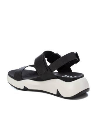 Women's Flat Sandals