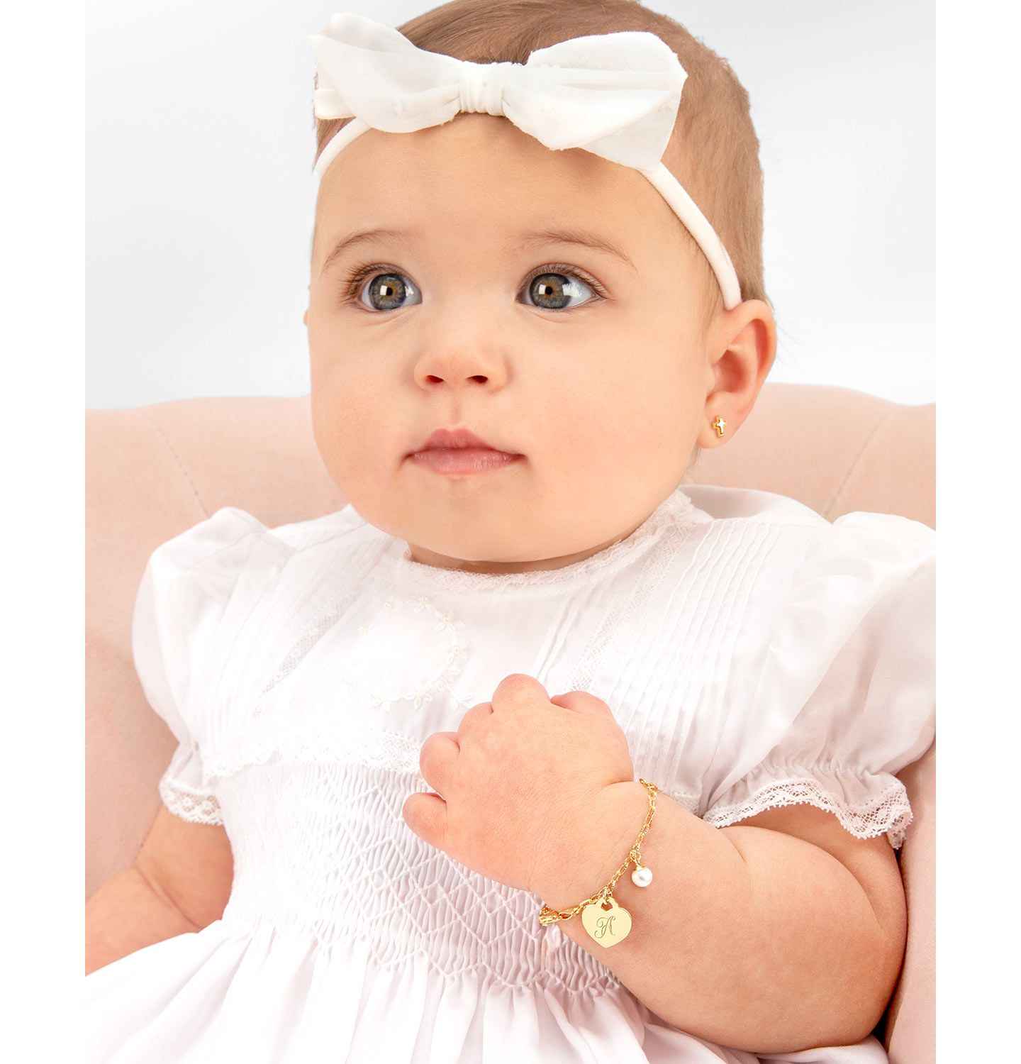 Детский браслет Tiny Blessings 14K Gold Classic Charm and Engraved Initial, цвет: 14k Золотой, вариант 1 — фото 3