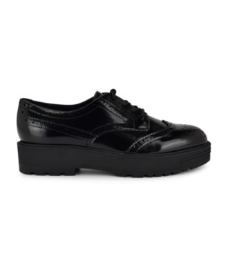 Women's Resttin Wingtip Platform Oxfords