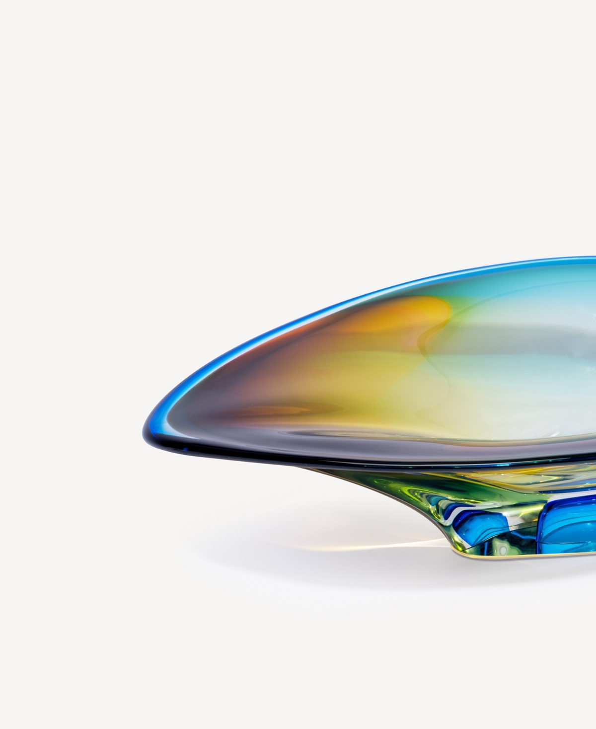 Kosta Boda Mirage Dish In Multi
