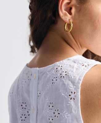 Women's Button Back Embroidered Crop Top