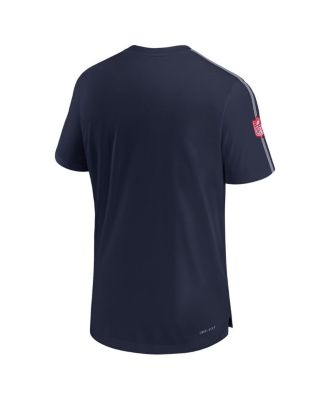 Men's Navy New England Patriots 2024 Sideline Coach UV Performance T-Shirt