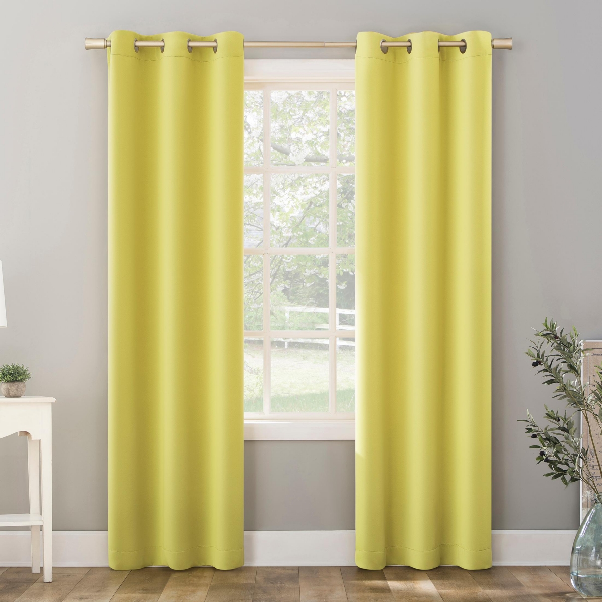 Riley Kids Bedroom Blackout Grommet Curtain Panel