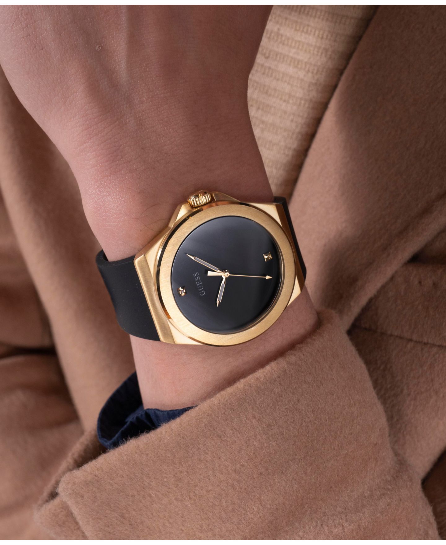 Мужские наручные часы GUESS Analog на чёрном силиконовом ремешке 44 мм — фото 7