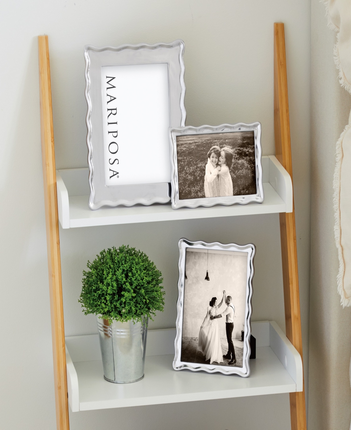 Mariposa Wavy Frame, 4"x6"