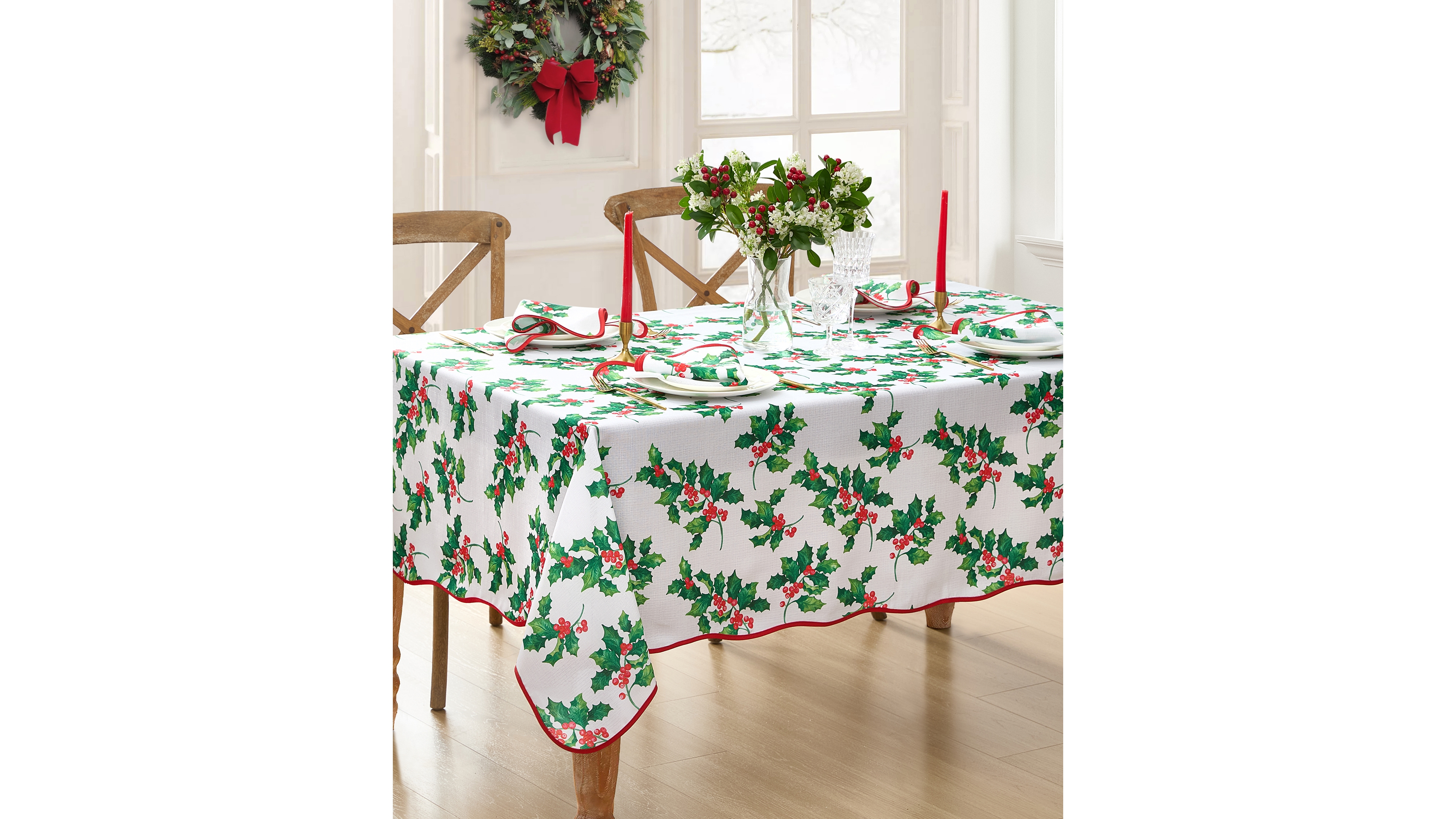 Elrene Classic Holly Scallop Border Rectangle Tablecloth, 120"x 60"