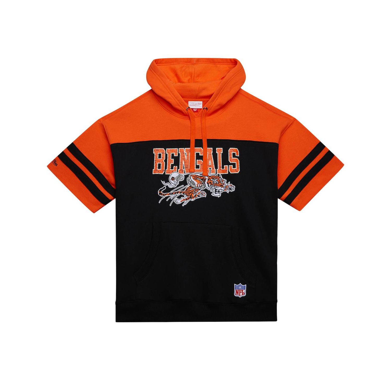 Men's Black Cincinnati Bengals Off Field Vintage Logo Short Sleeve Pullover Hoodie