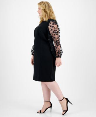 Plus Size Floral-Appliqu&eacute; Sheath Dress