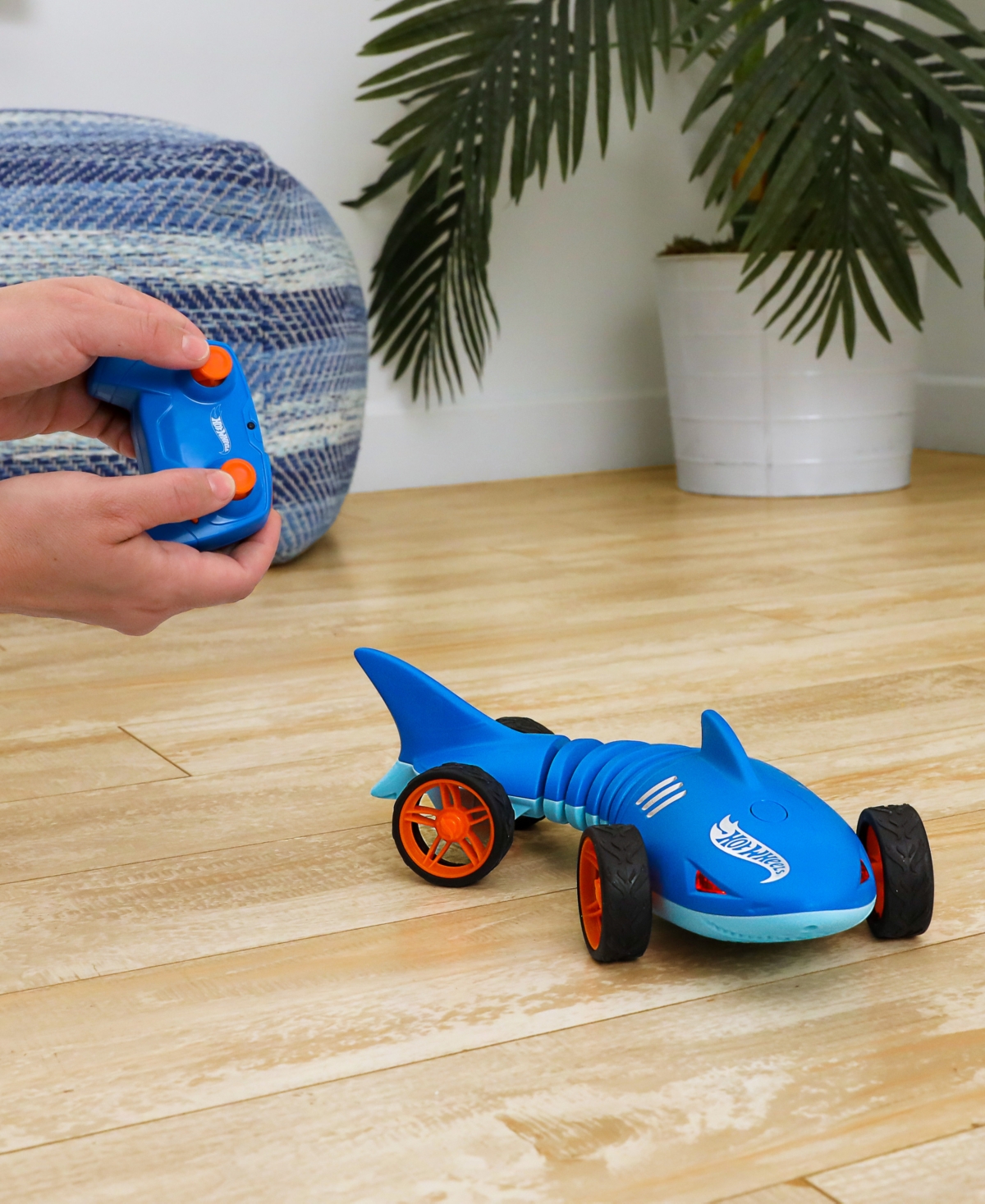 Hot Wheels Shark Speeder Remote-Control Vehicle - Multi-color