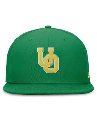 Nike Men's Green Oregon Ducks Legacy True Fitted Hat