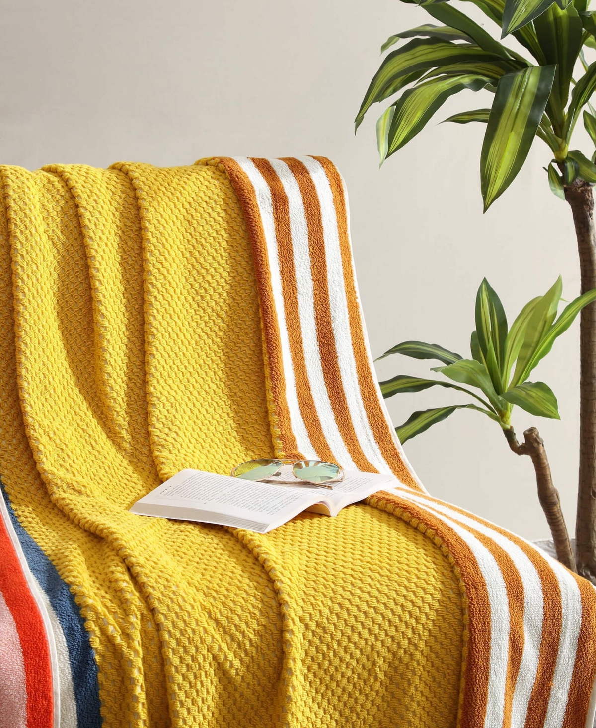 Sunday Citizen Striped Turkish Cotton Beach Towel, 39" X 70" In Yellow