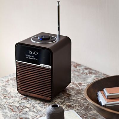 Audio R1 MK4 Bluetooth Radio