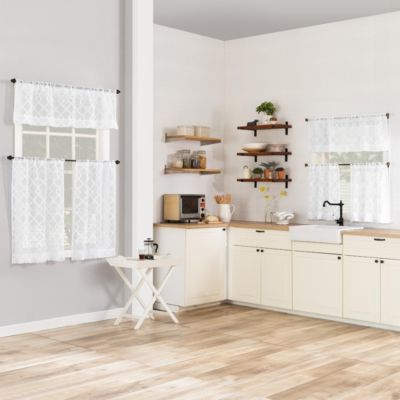 Tina Geometric Clipped Semi-Sheer Rod Pocket Kitchen Curtain Valance