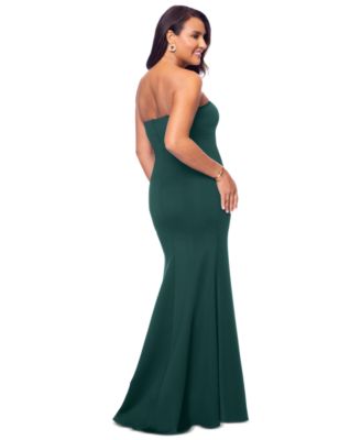 Женское вечернее платье с оборками без бретелек от Betsy & Adam