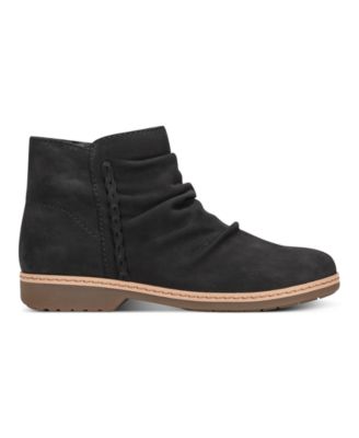 Women's Hilaree Water Repellent Ruched Booties