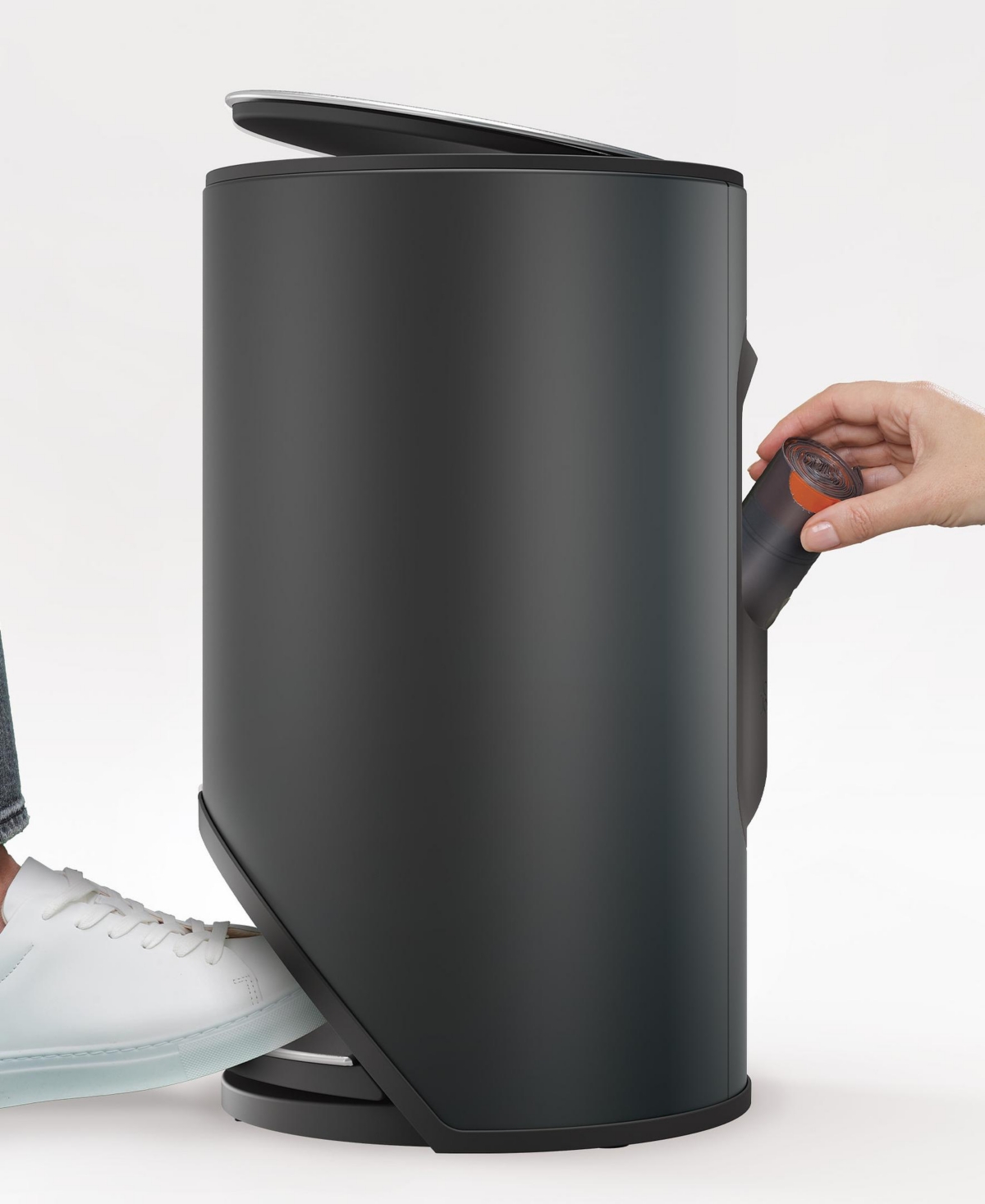 Joseph Joseph Arc 30-litre Slimline Pedal Trash Can In Black