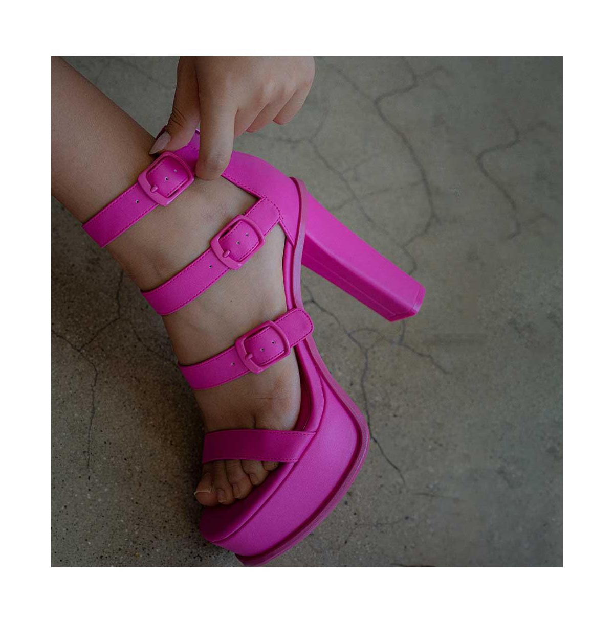 D'Amelio Footwear Romissa Sandal