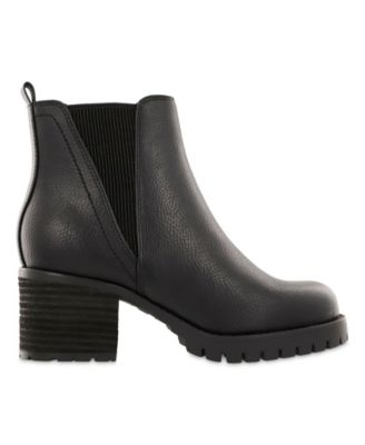 Women's Jody Lug Sole Wide-Width Chelsea Booties