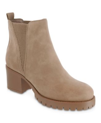 Women's Jody Lug Sole Wide-Width Chelsea Booties