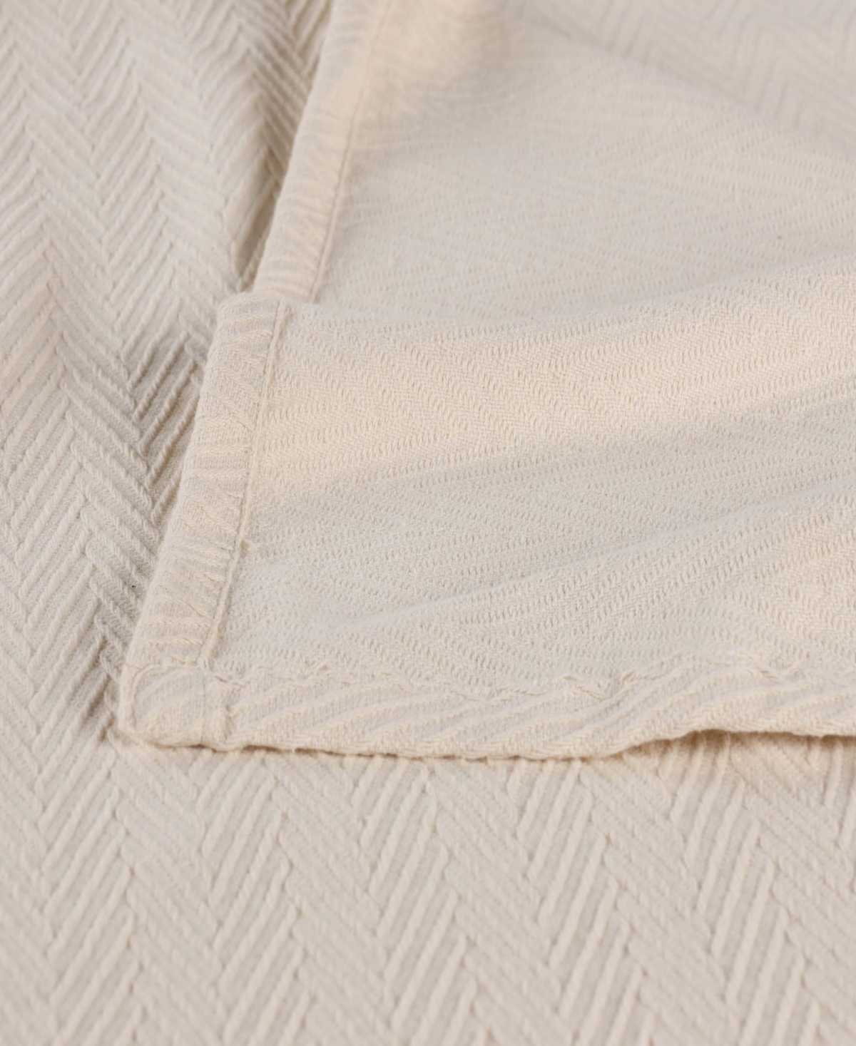 Superior Chevron All-season Cotton Blanket, King In Ivory