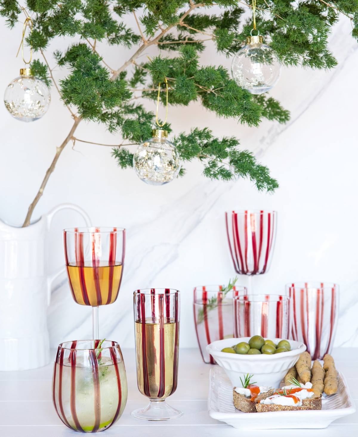 Vietri Nuovo Stripe Champagne Glass In Red