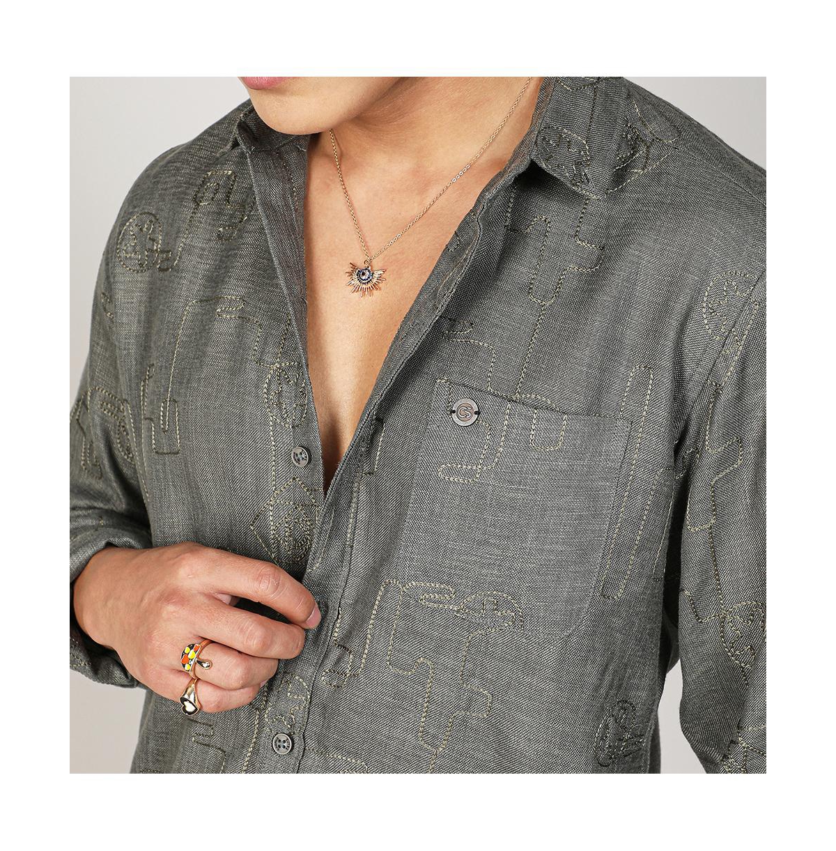 Campus Sutra Men's OliveEmbroidered One-Lined Shirt - Green