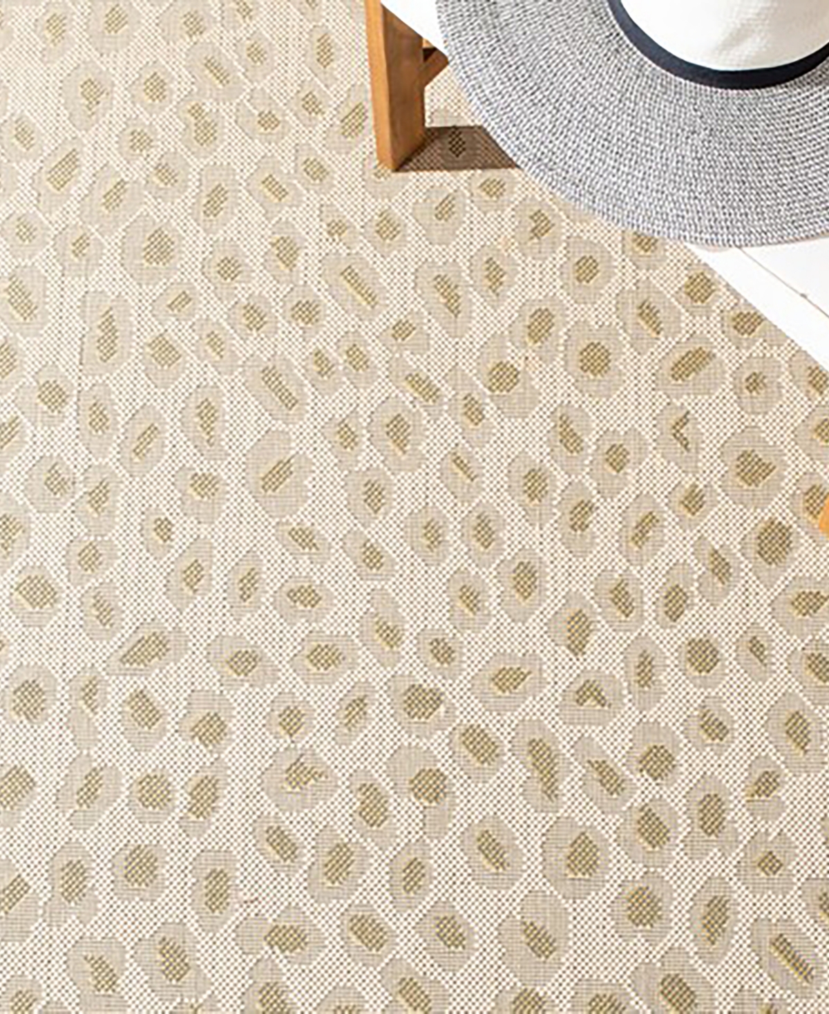 Safavieh Courtyard I CY61043612 2'3