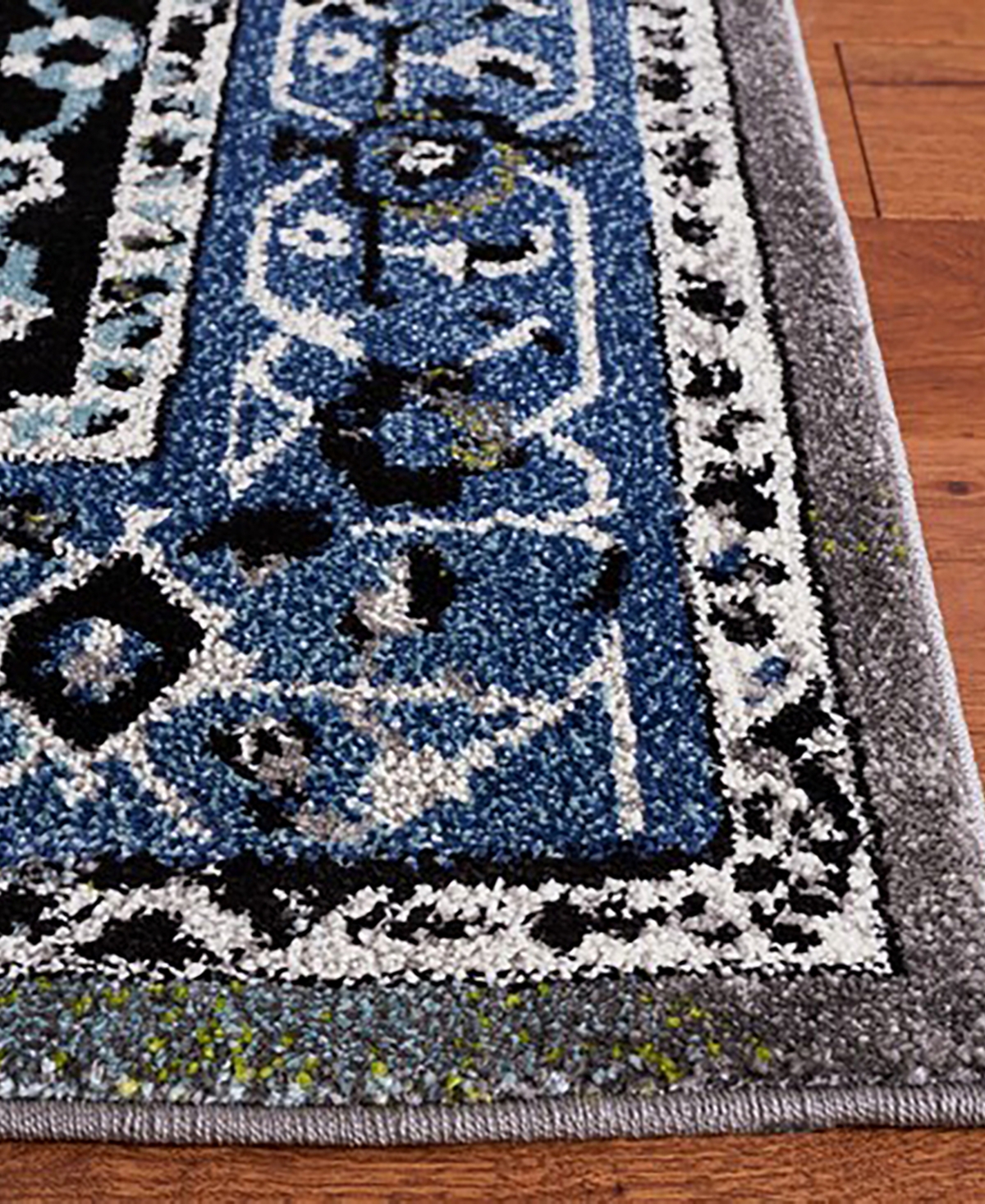 Safavieh Vintage Hamadan VTH264M 6'7