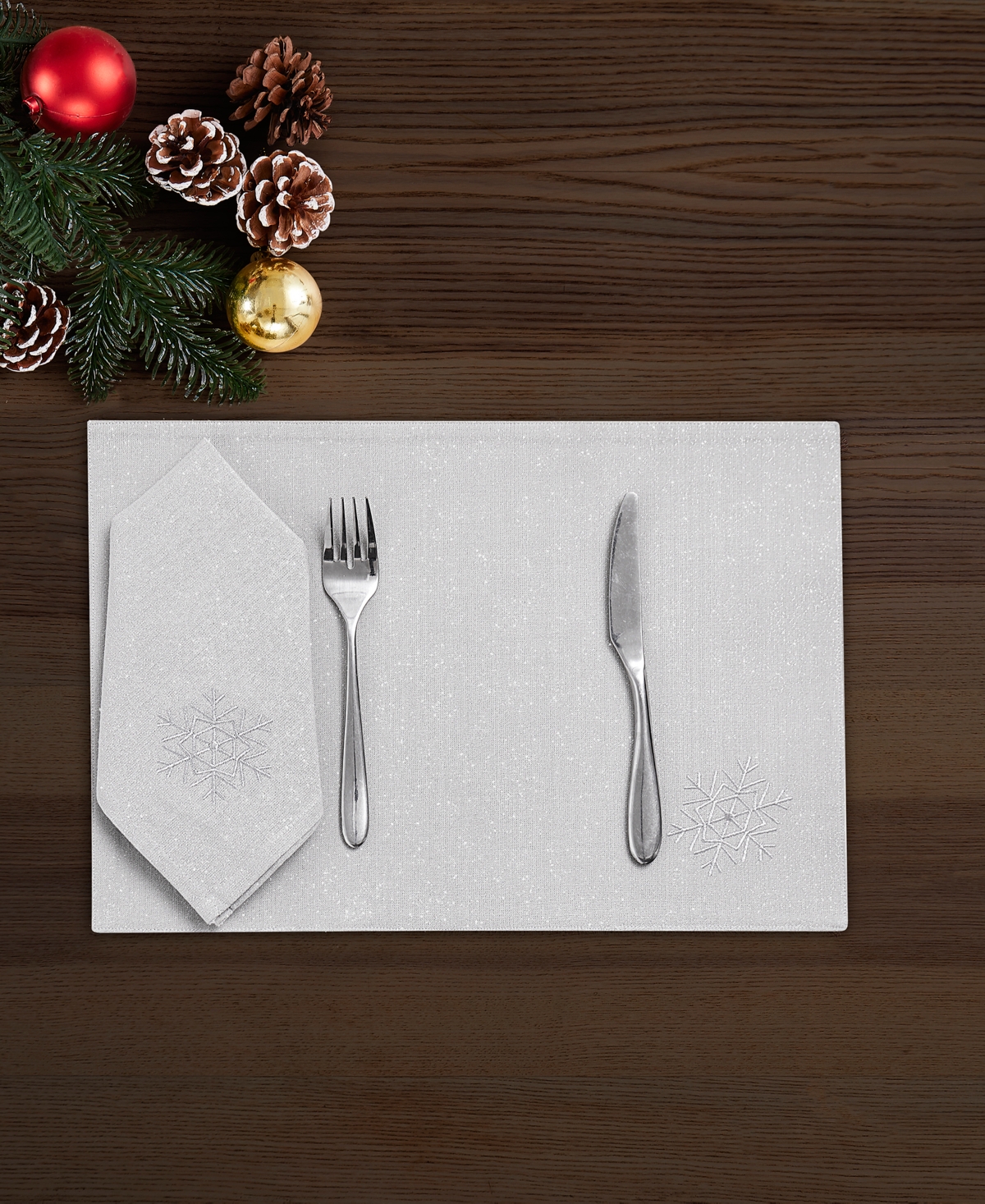 Avanti Shimmer Polyester 8 Piece Placemats/Napkins Set