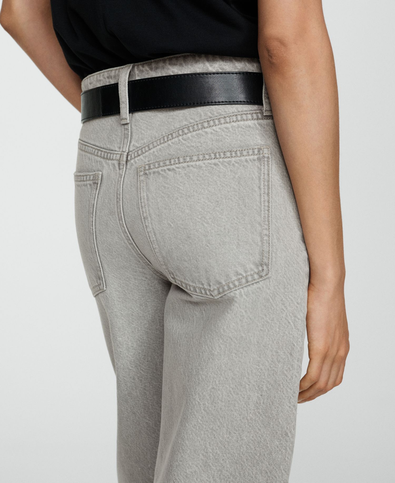 Women's High-Waist Slouchy Jeans
