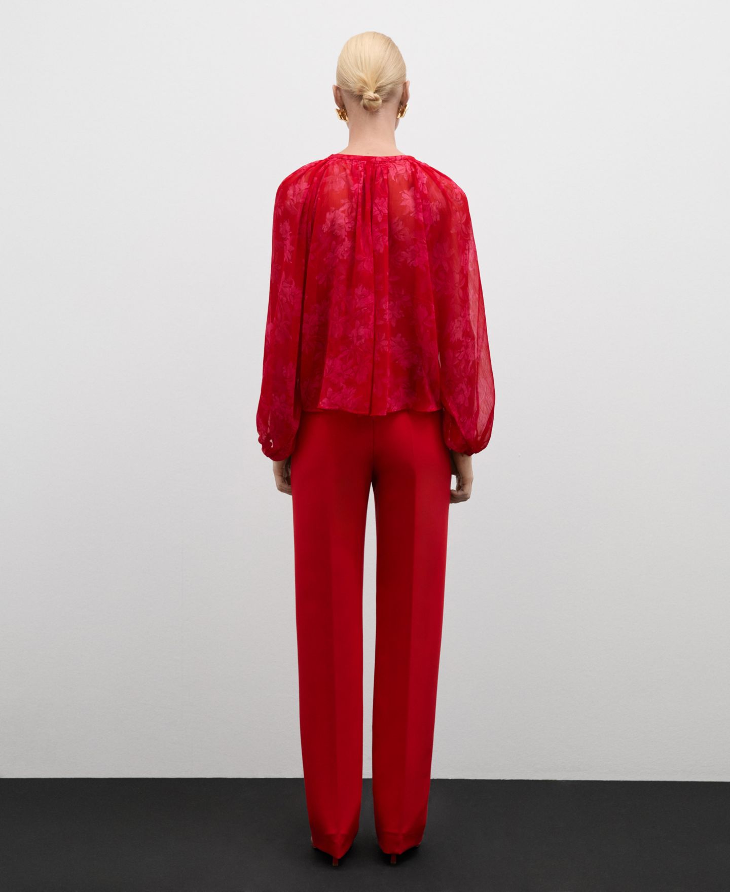 Женская блузка Mango Semi-Transparent Floral-Print, цвет: Красный — фото 8