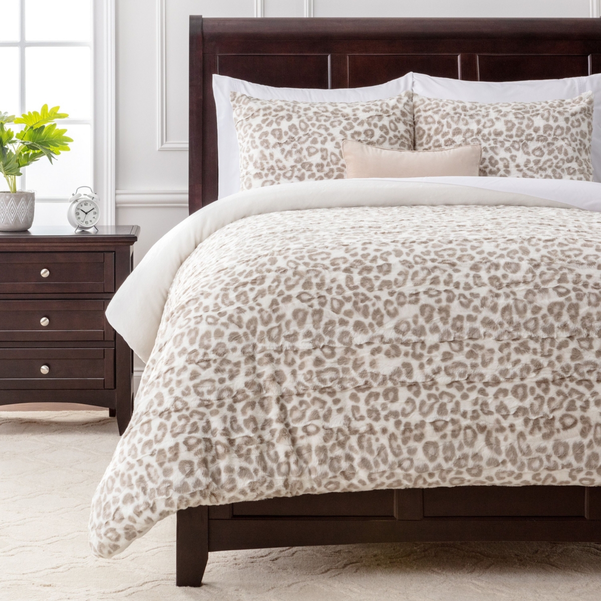 Chanasya Premium Faux Fur Duvet Cover Set - Faux Fur & Minky Blanket Duvet Cover (104&#x201D; x 90&#x201D;) & 2 Pillow Shams (20&#x201D; x 36&#x201D;)