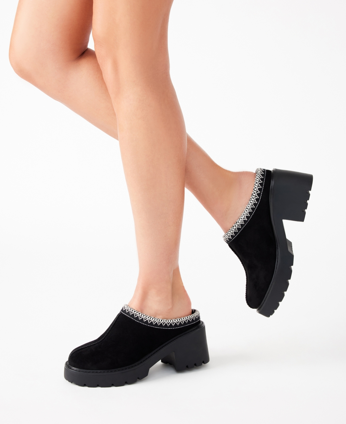 Anne Klein Women's Daylin Cozy Lug Sole Clog Mules