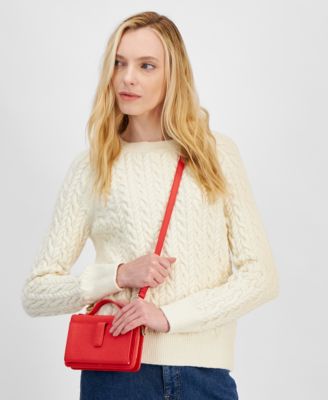 В продаже 34-й солидный кошелек Lindzz на шнурке, созданный для Macy's 