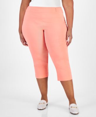 Облегающие брюки-капри JM Collection Plus Size с контролем роста живота, созданные для Macy's