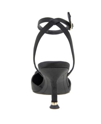 Women's Umi Pom Pom Pumps